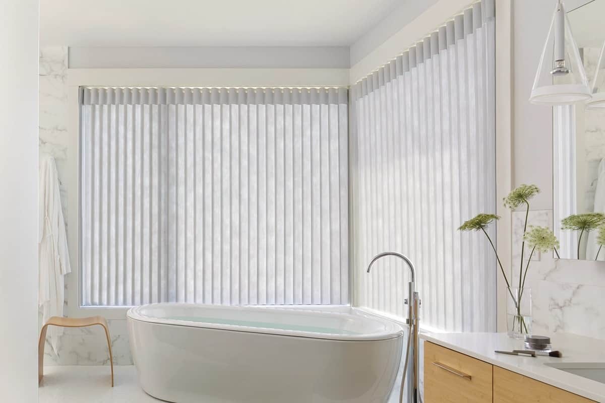 2023 Home Bathroom Design Inspo, Hunter Douglas bathroom window treatments near Seattle, Washington (WA)